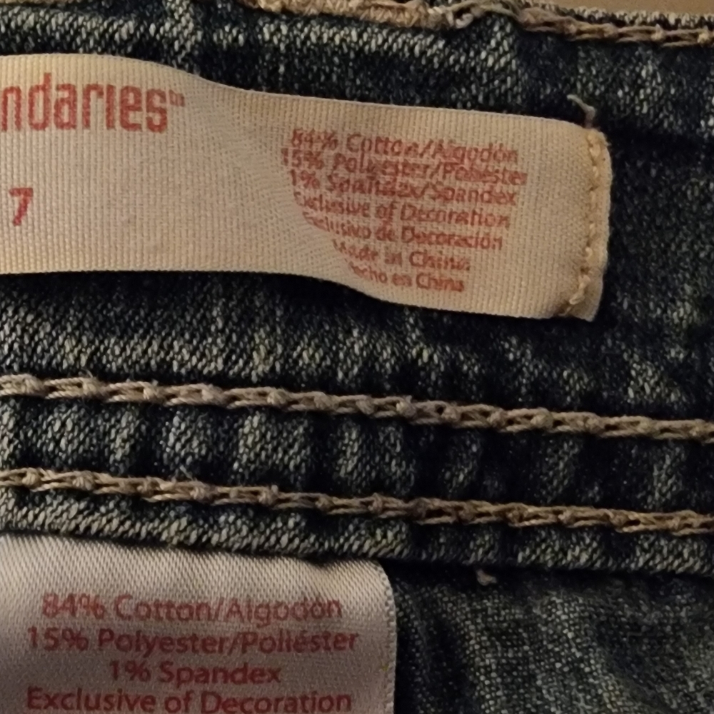 Capris pants - Picture 3 of 3